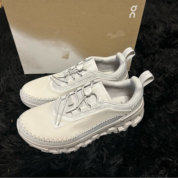 ON CLOUDAWAY gray hiking athletic training shoes sneakers women’s 9 new - Picture 2 of 8